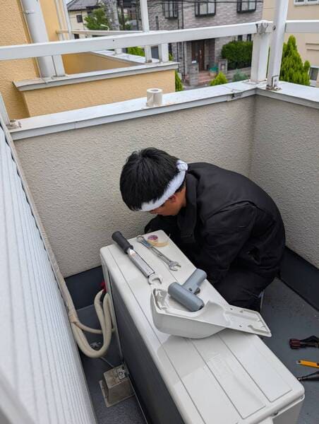 神奈川県横浜市_エアコン室外機設置