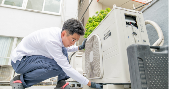 エアコン室外機の修理